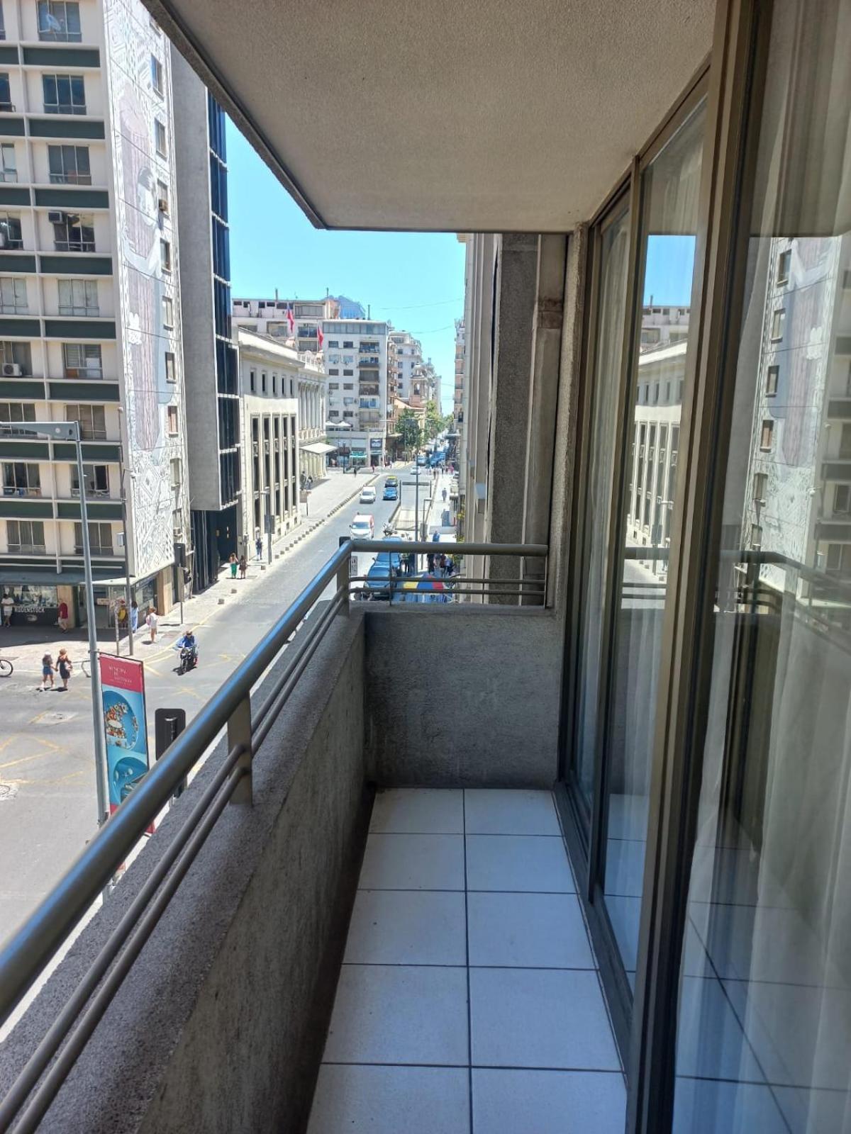 Apart Hotel Agustinas Plaza Сантьяго Экстерьер фото